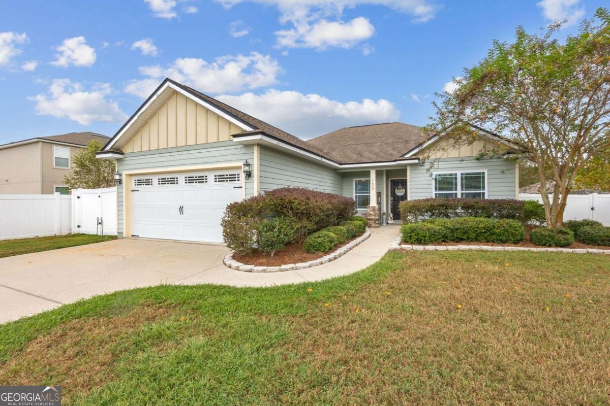 103 Paradise Court Kingsland - 2