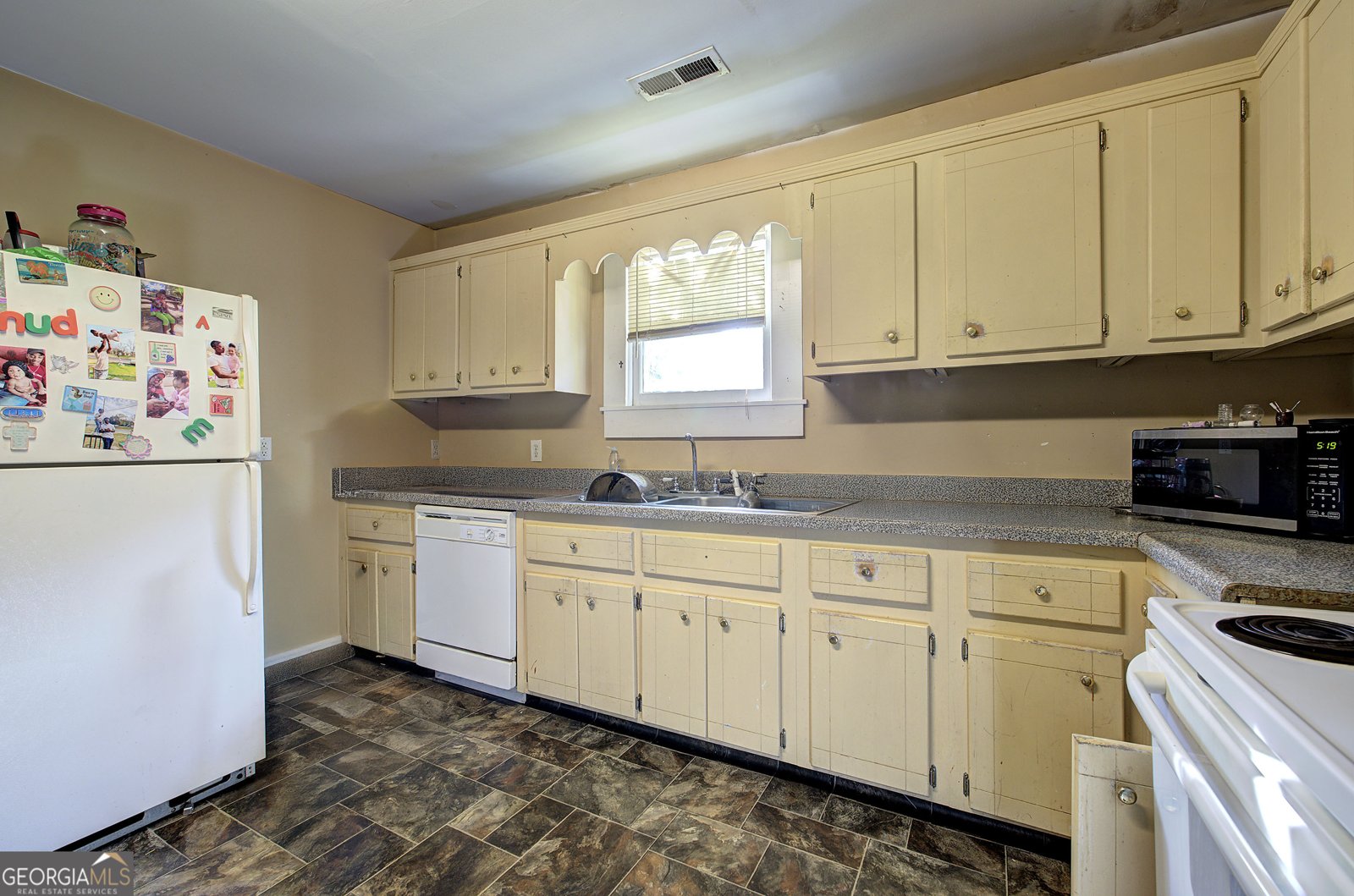 527 11th Street Rome - 8