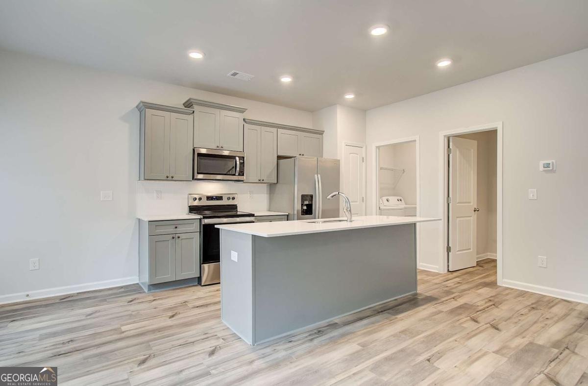 623 Treasure Drive Stockbridge - 11