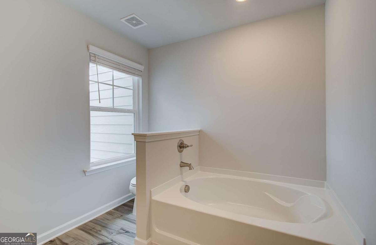 623 Treasure Drive Stockbridge - 23