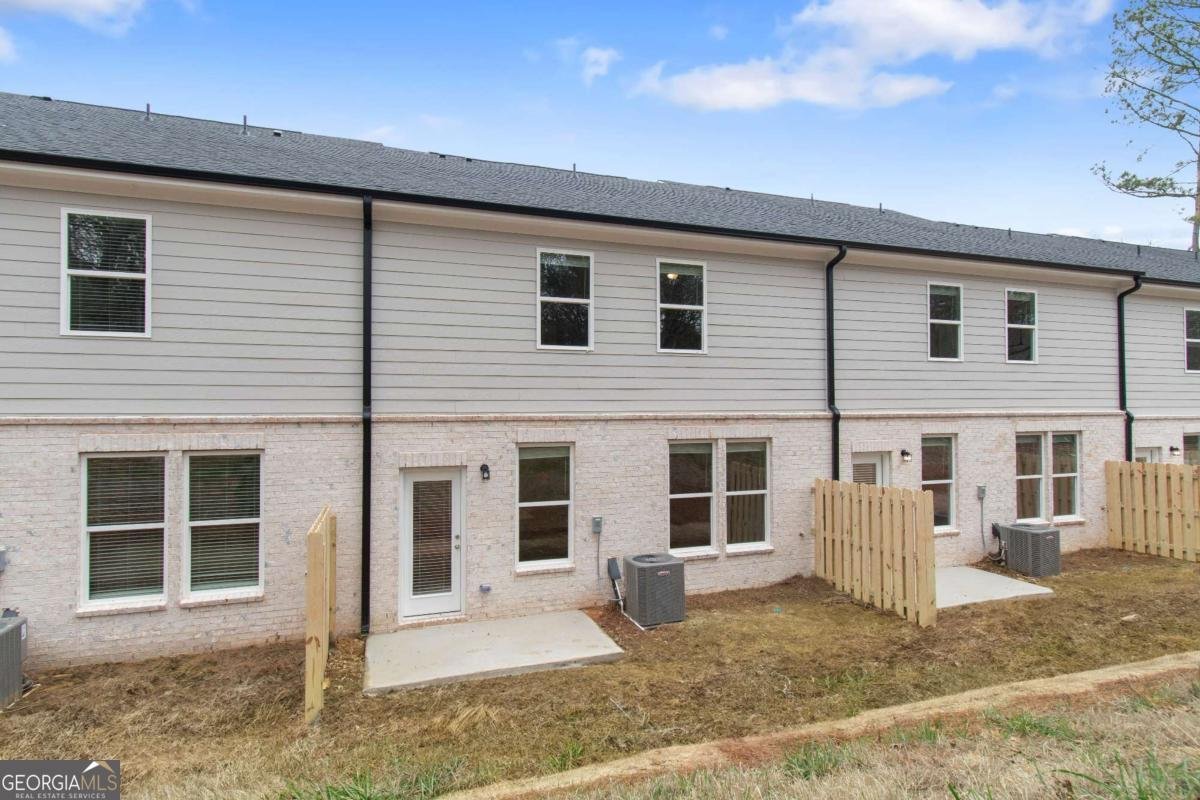 623 Treasure Drive Stockbridge - 27