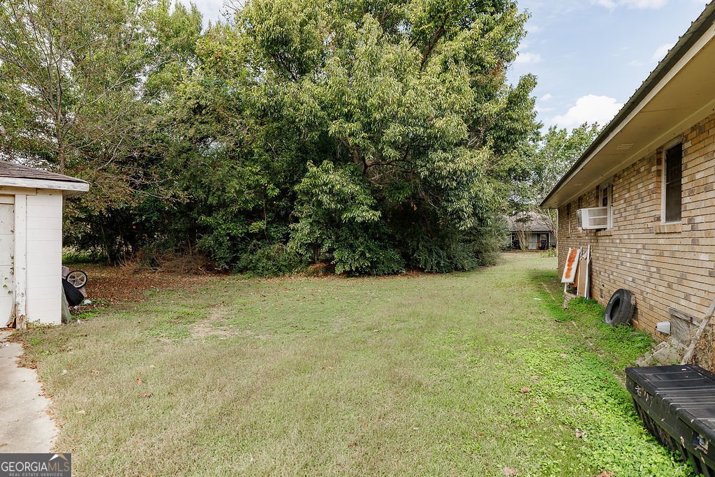 2331 Paoli Street Comer - 4