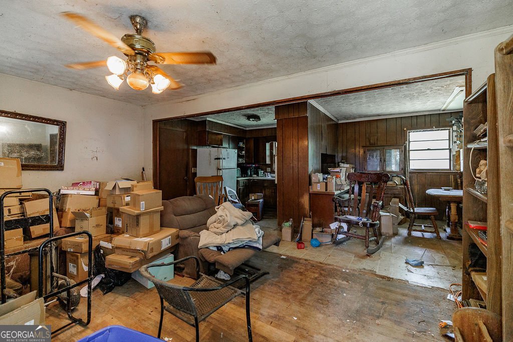 2331 Paoli Street Comer - 6