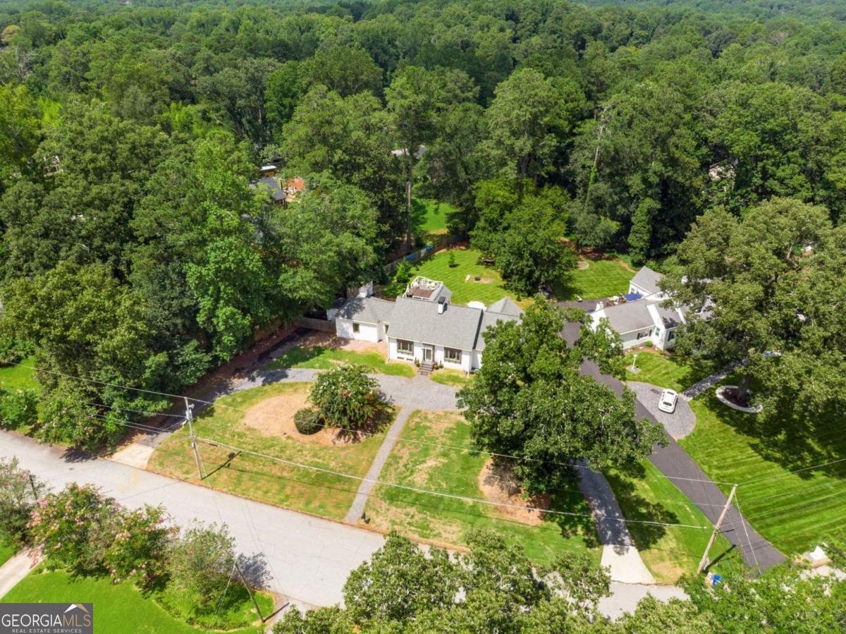 2221 Highview Road Atlanta - 24