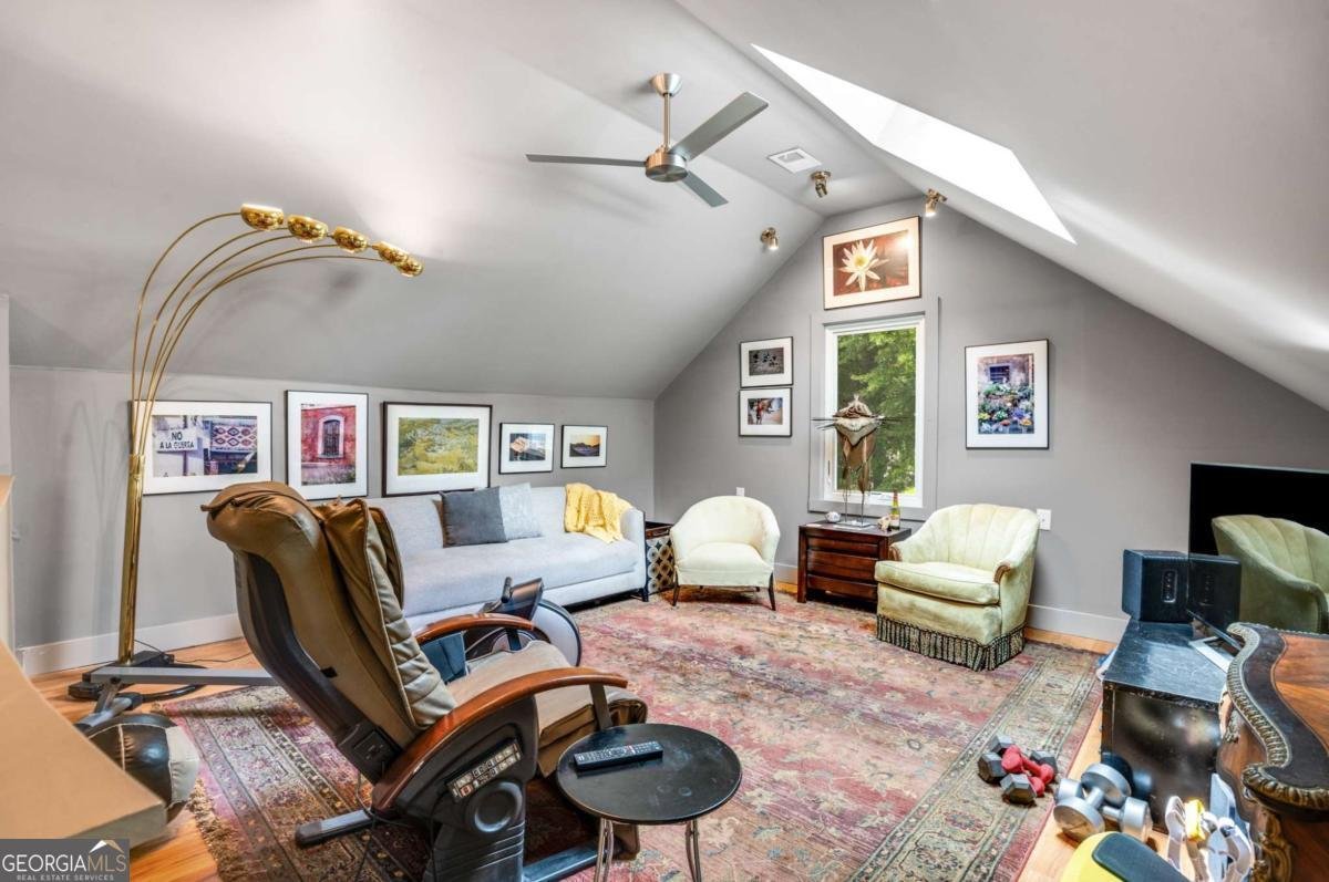 2221 Highview Road Atlanta - 30