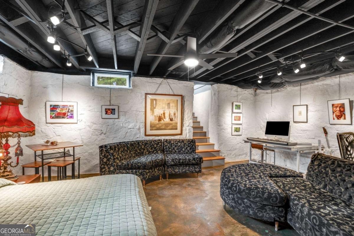 2221 Highview Road Atlanta - 45