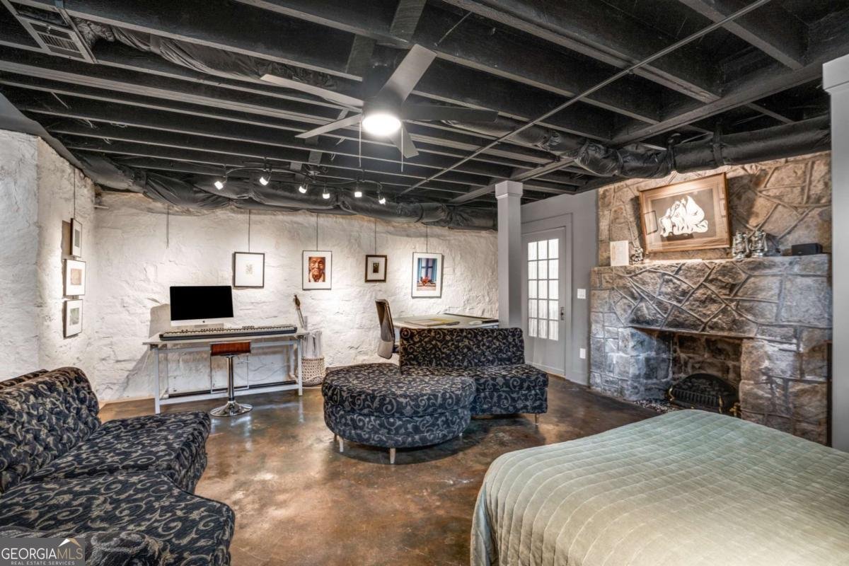 2221 Highview Road Atlanta - 9