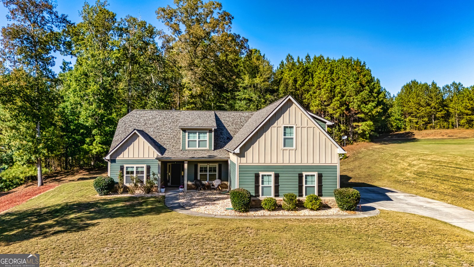 409 Walden Pond Way Senoia - 1
