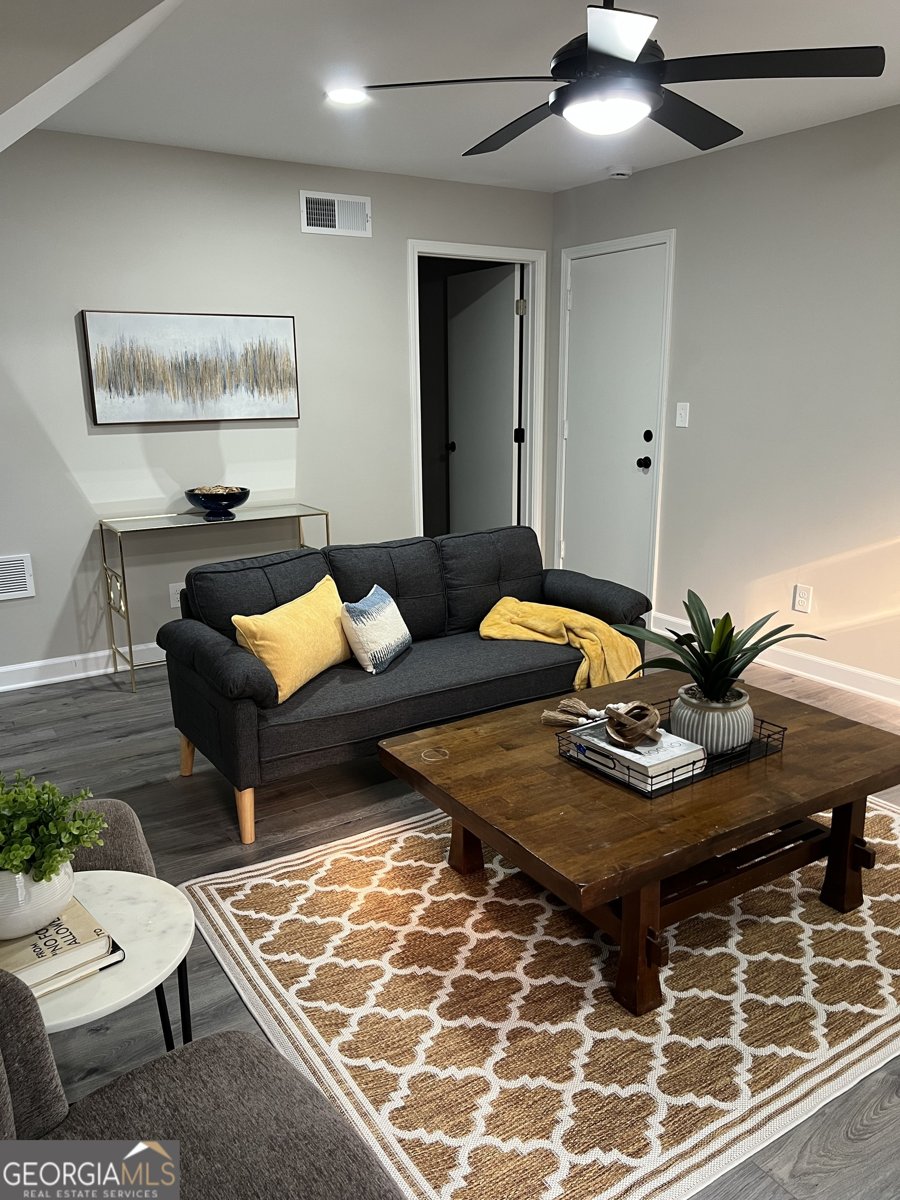 539 RUE MONTAIGNE Stone Mountain - 16