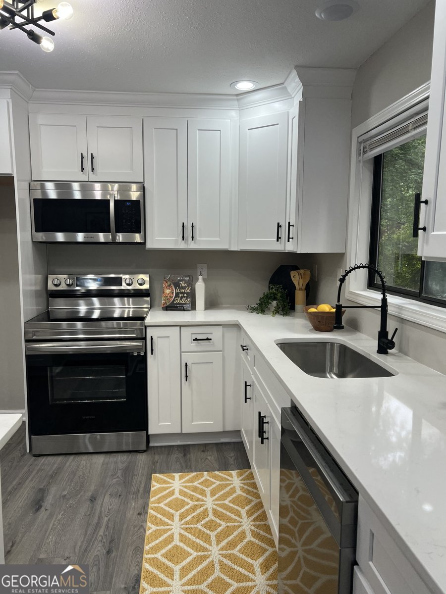 539 RUE MONTAIGNE Stone Mountain - 7