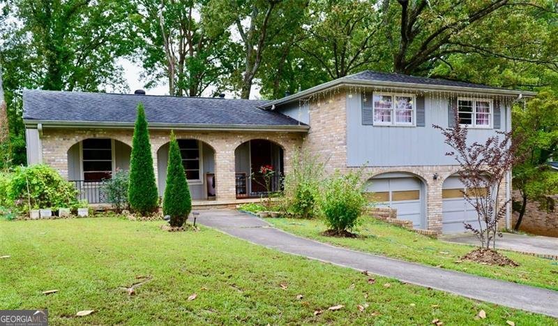 4027 STONEVIEW Circle Stone Mountain - 1