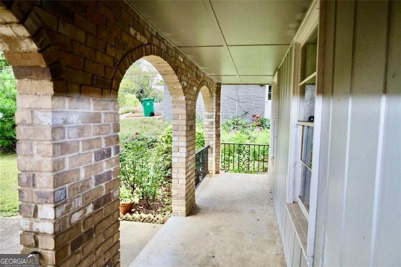 4027 STONEVIEW Circle Stone Mountain - 6