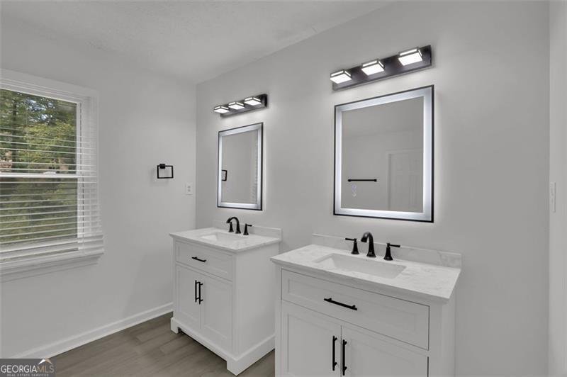 4645 Riveredge Cove Snellville - 22