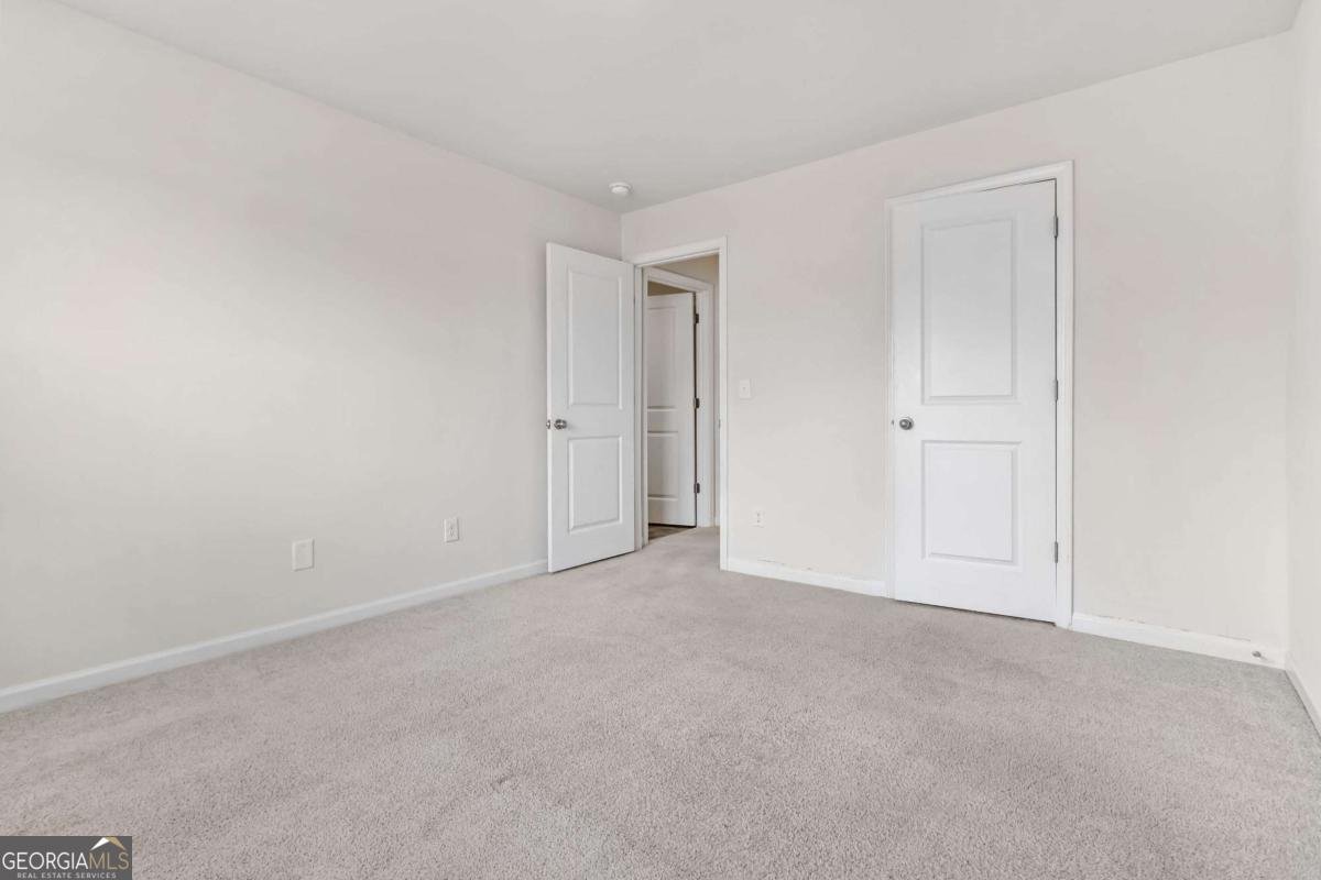 156 Beaumont Way Hampton - 1