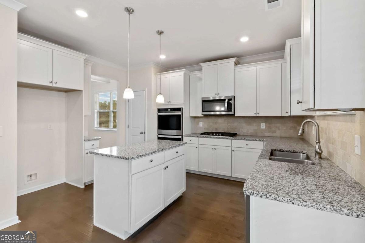 156 Beaumont Way Hampton - 14