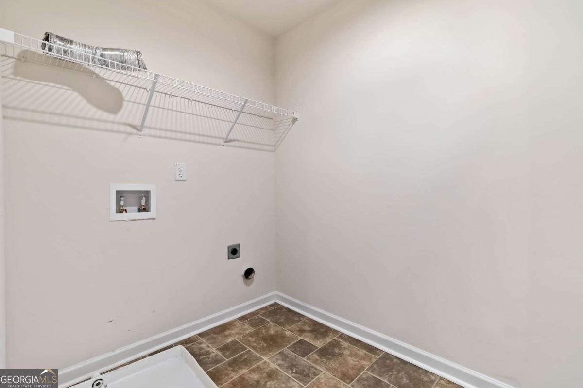 156 Beaumont Way Hampton - 20