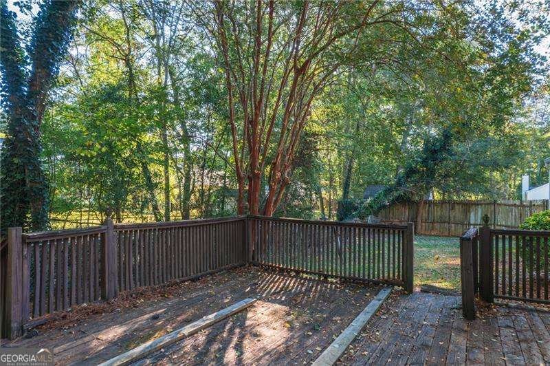922 Riverstone Way Woodstock - 22