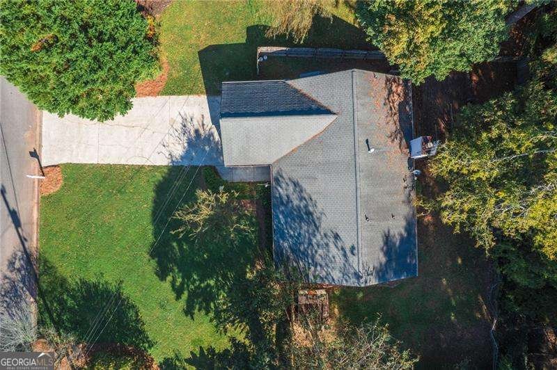 922 Riverstone Way Woodstock - 27