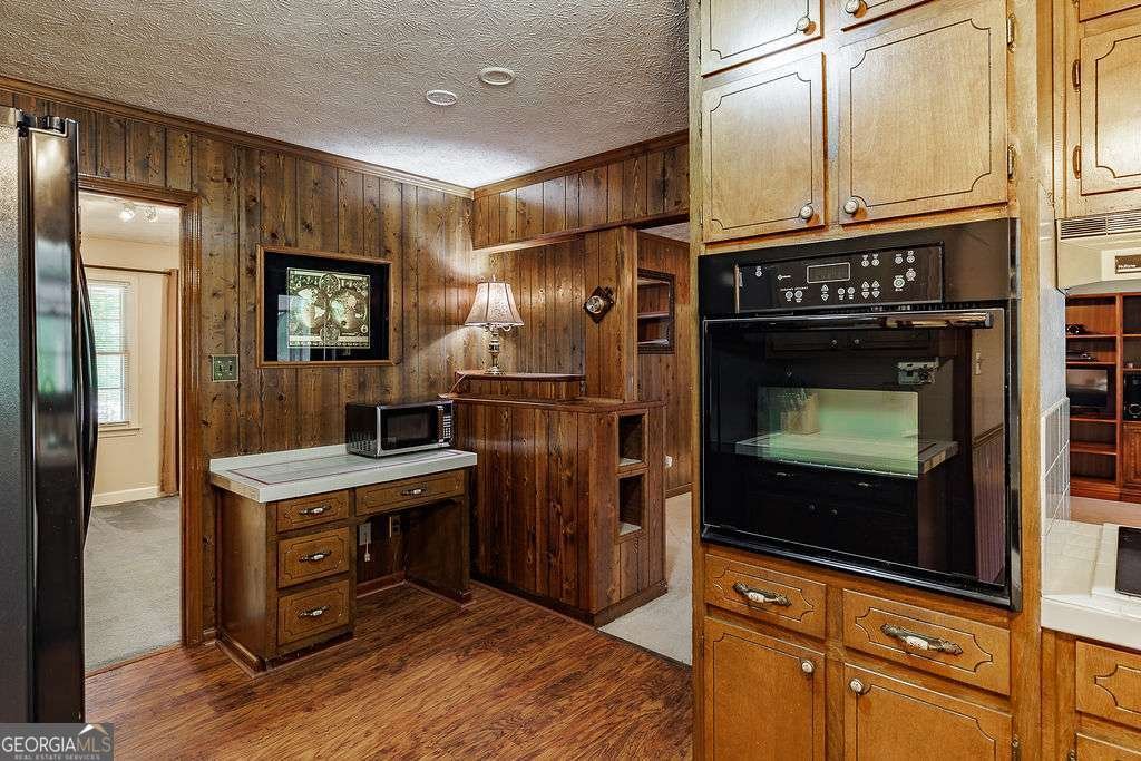 1296 Lake Lucerne Road Lilburn - 11