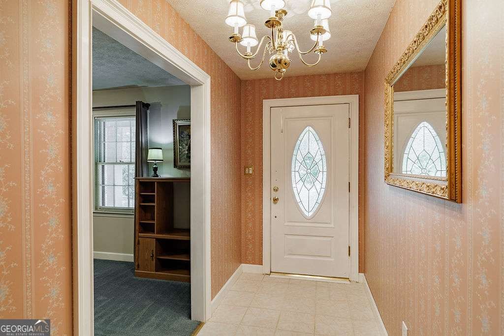 1296 Lake Lucerne Road Lilburn - 3