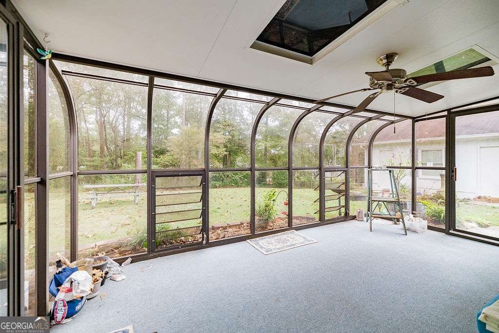 1296 Lake Lucerne Road Lilburn - 31