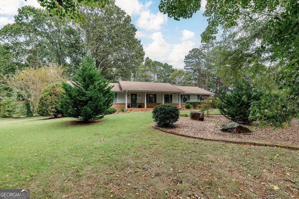 1296 Lake Lucerne Road Lilburn - 45