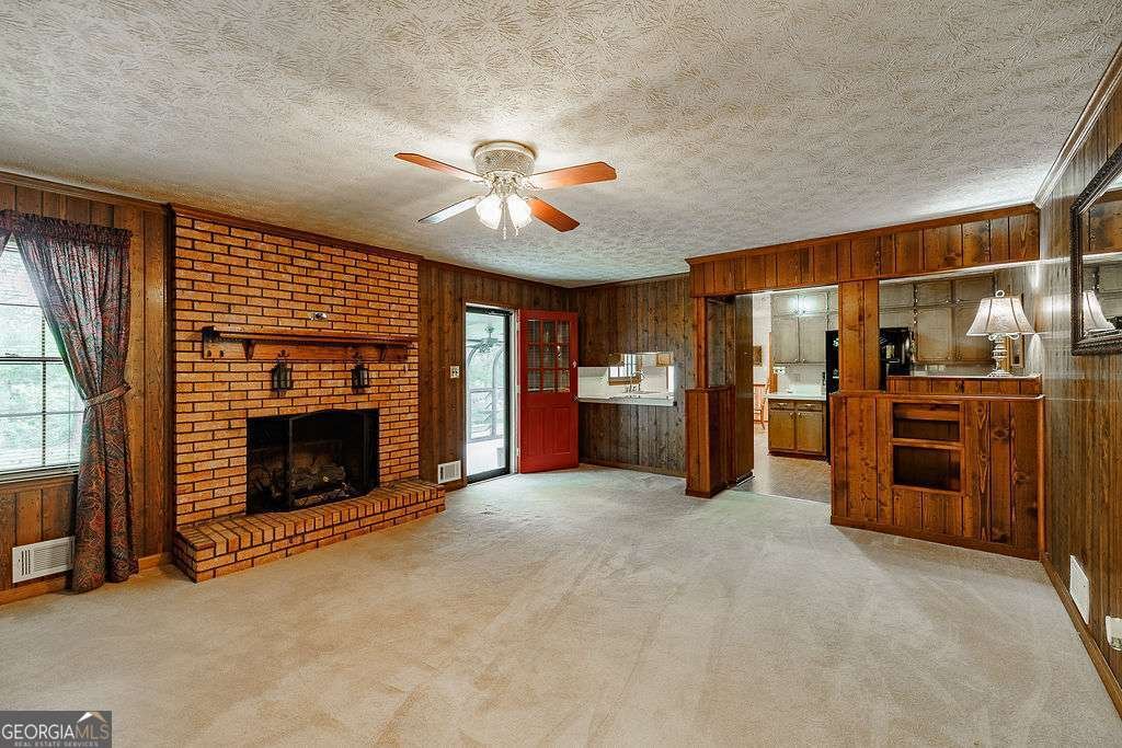 1296 Lake Lucerne Road Lilburn - 7