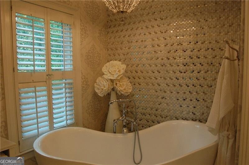9025 Niblic Drive Alpharetta - 30