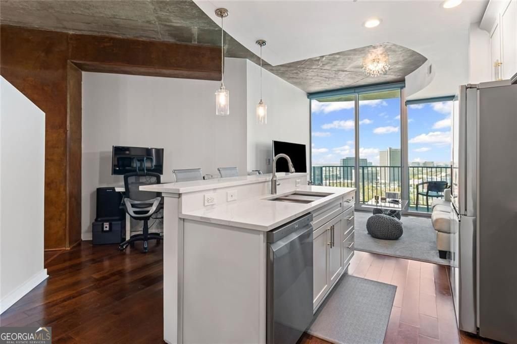 400 Peachtree Street Atlanta - 14