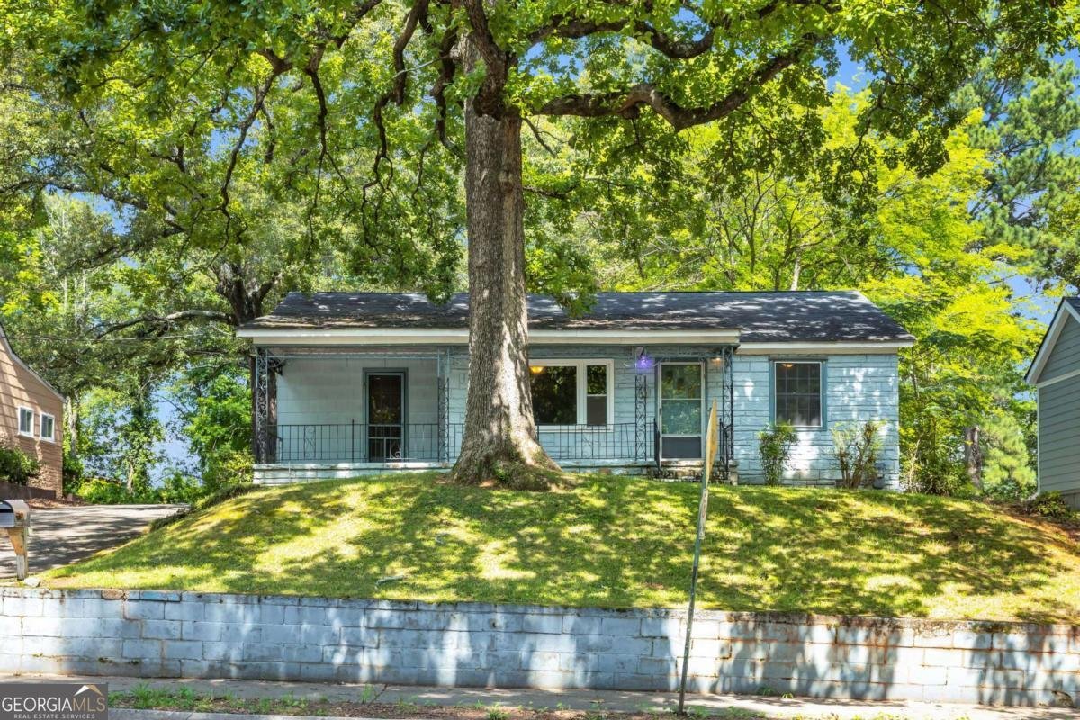 1810 Sylvan Road Atlanta - 2