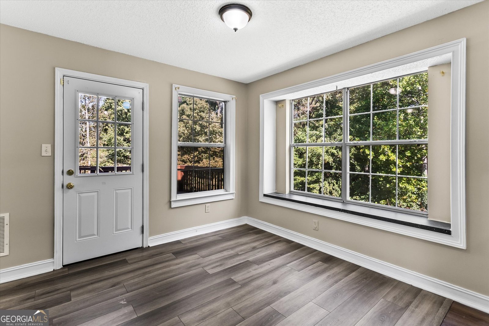 5513 EMILY Circle Ellenwood - 19