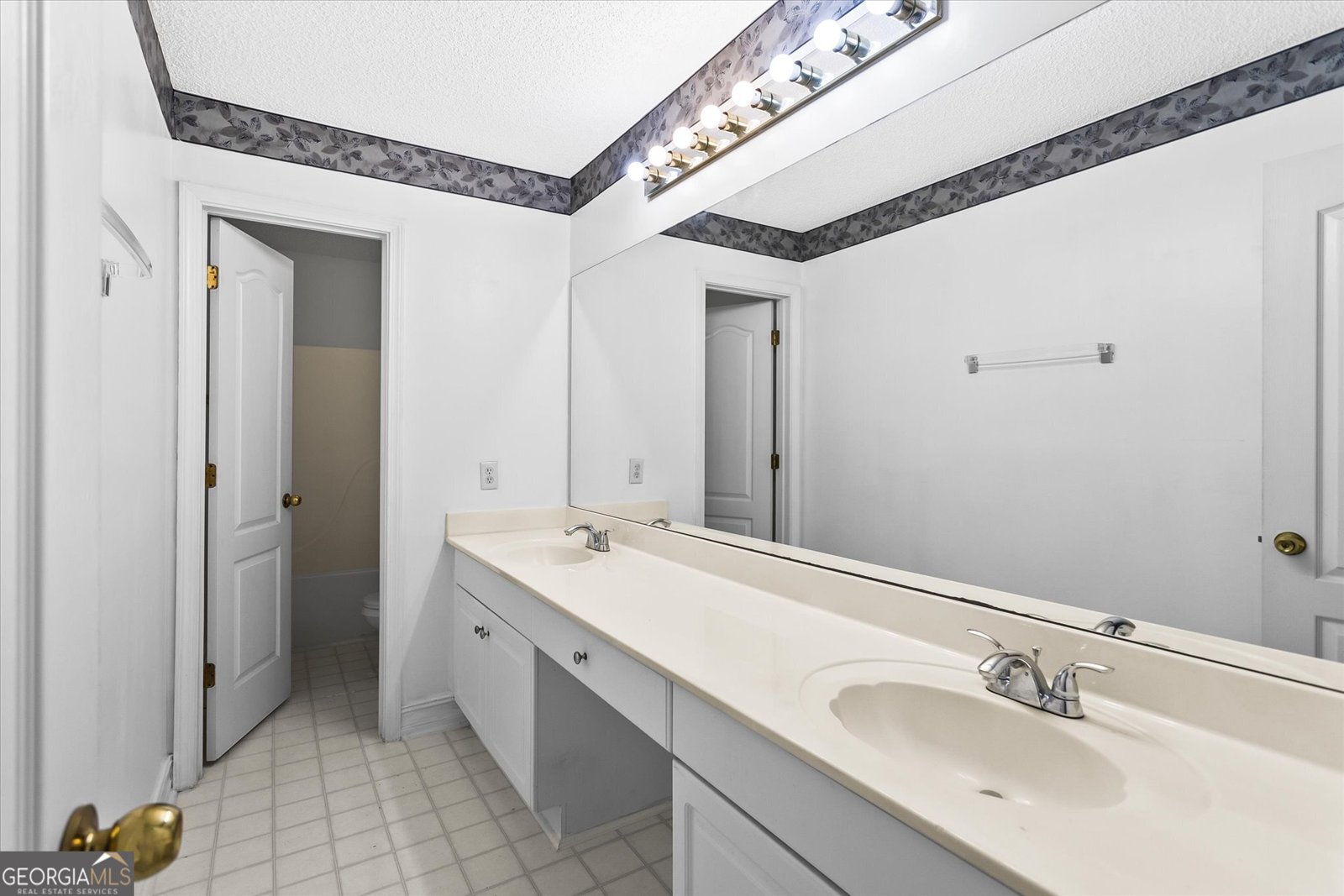 5513 EMILY Circle Ellenwood - 28