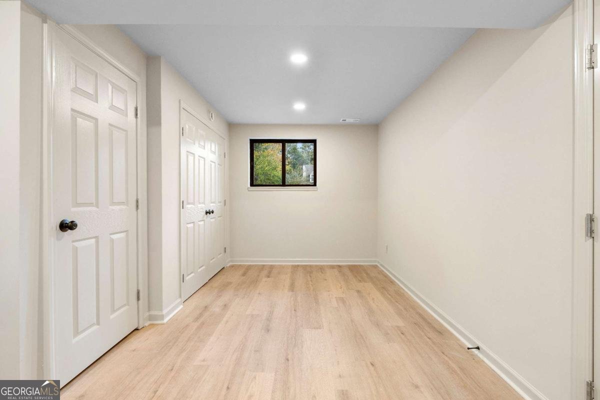 3344 Brookview Drive Marietta - 35
