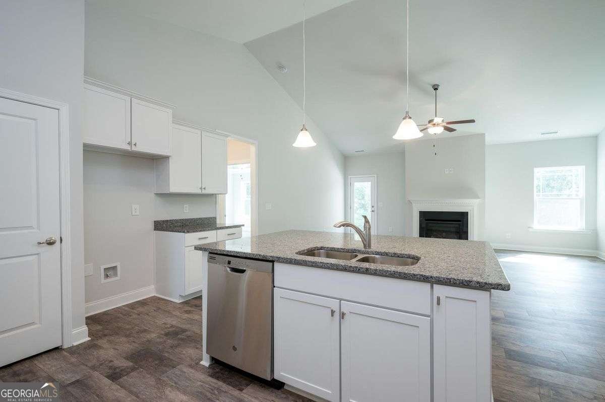 150 Magnolia Villas Drive Cornelia - 11