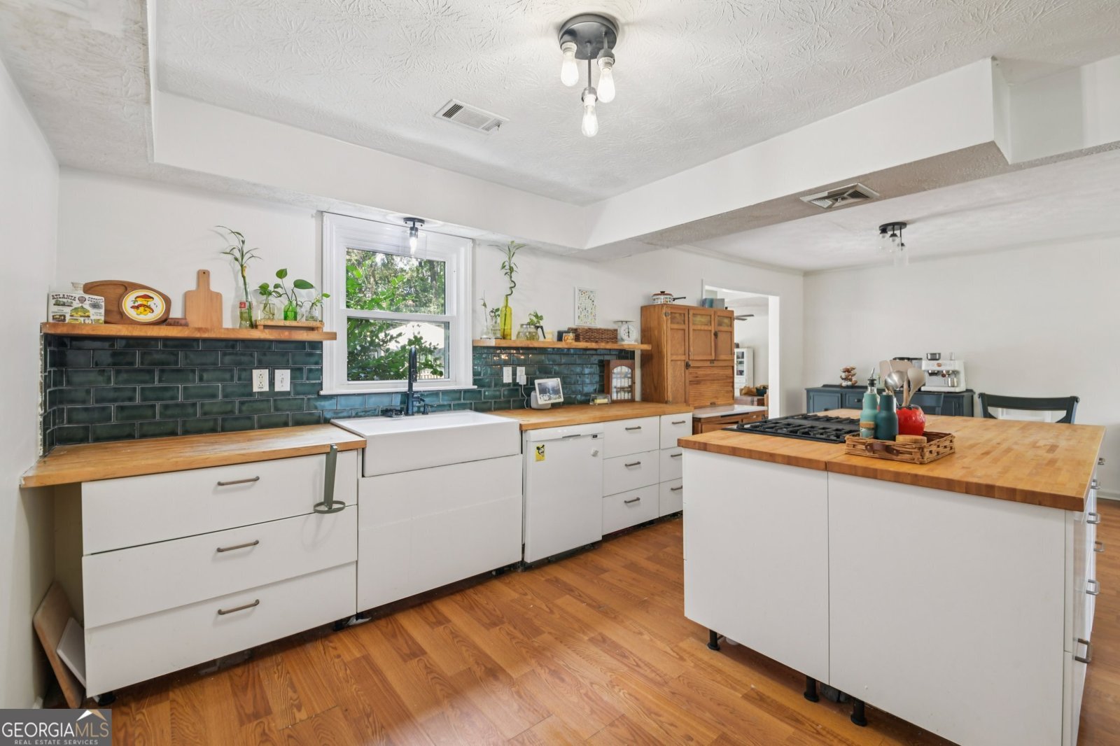 232 Sarann Court Lilburn - 2