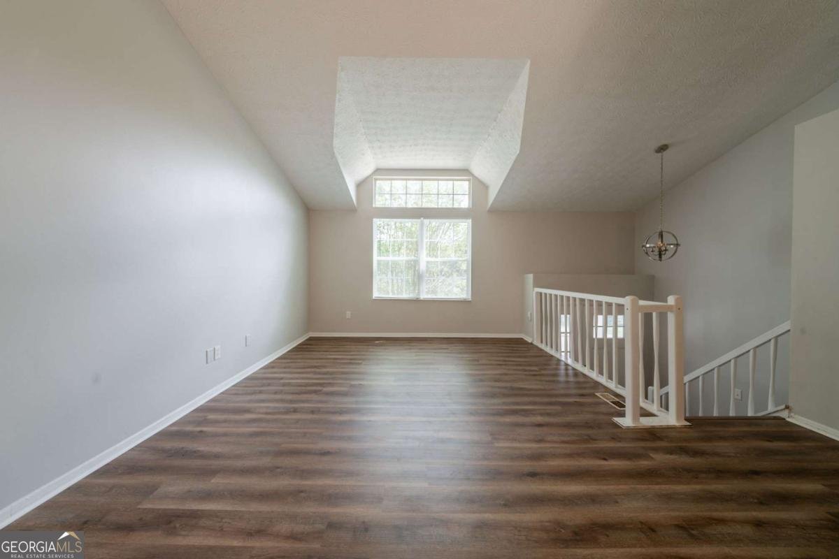 6082 Raintree Bend Lithonia - 11