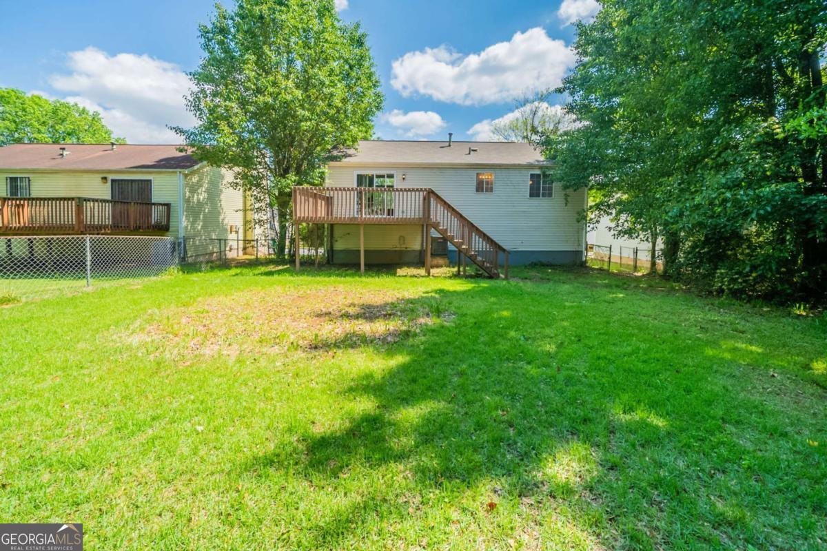 6082 Raintree Bend Lithonia - 33