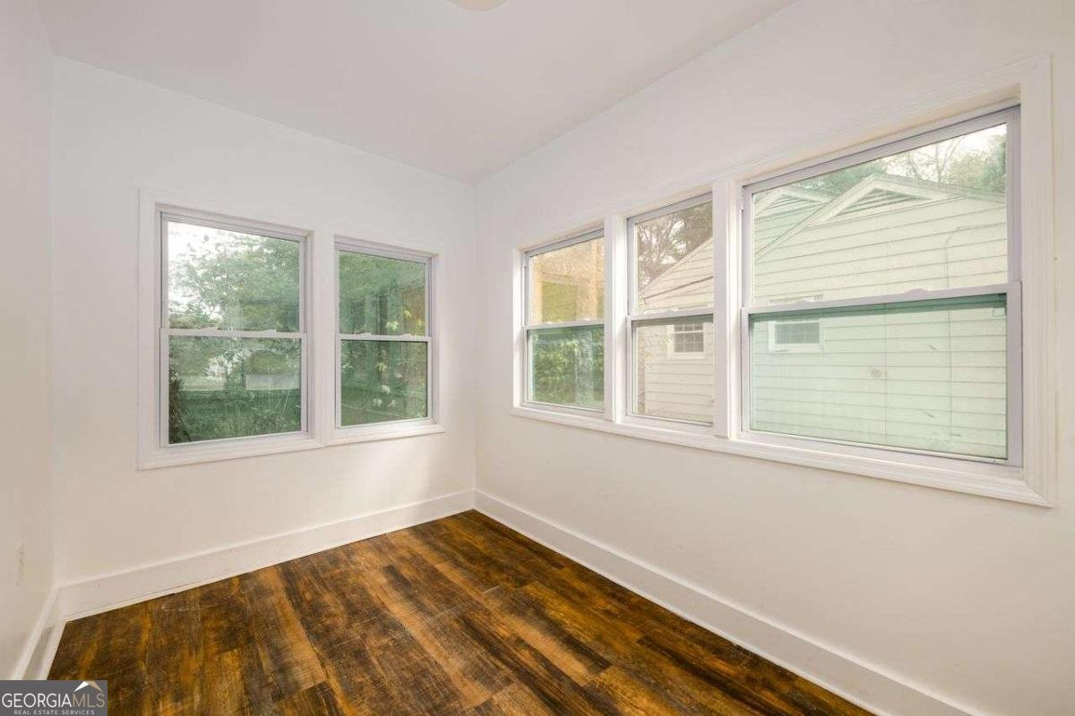 1285 Avon Avenue Atlanta - 23