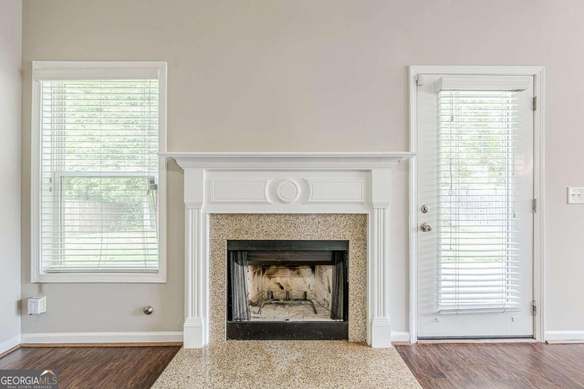 1541 Autumn Wood Trail Buford - 16
