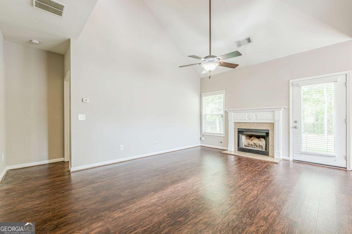 1541 Autumn Wood Trail Buford - 17