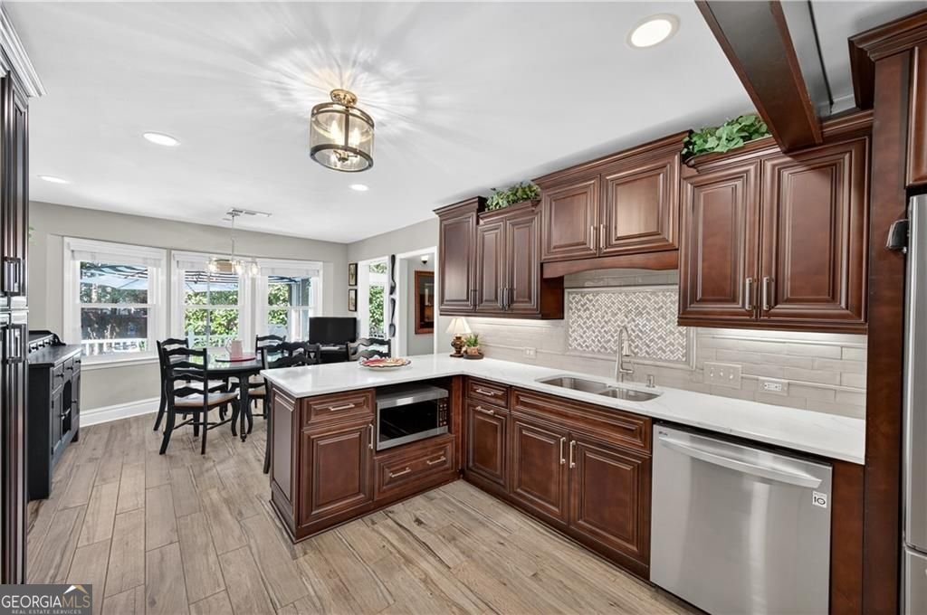 200 Bent Grass Drive Roswell - 19