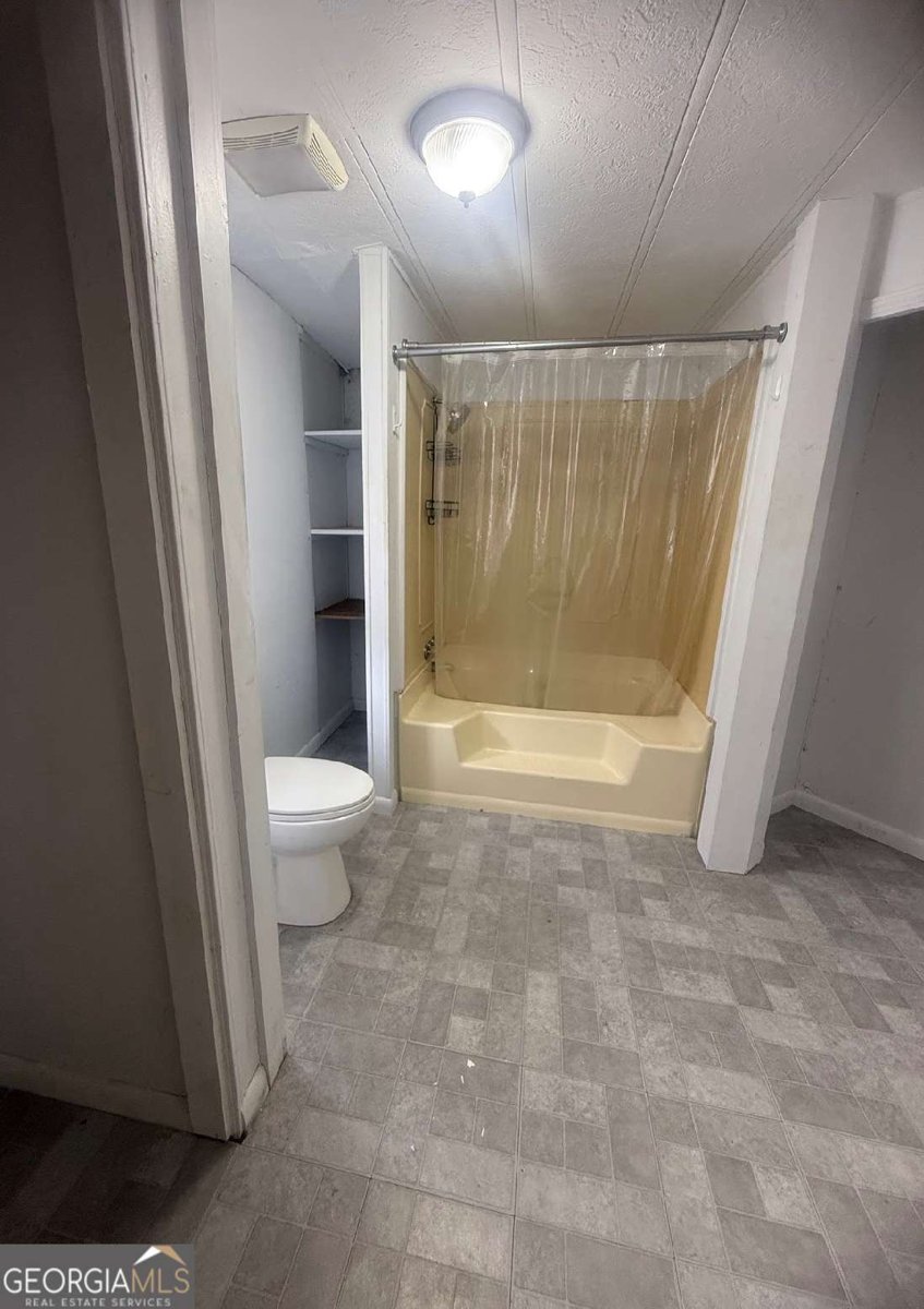5491 Bold Springs Road Dacula - 19