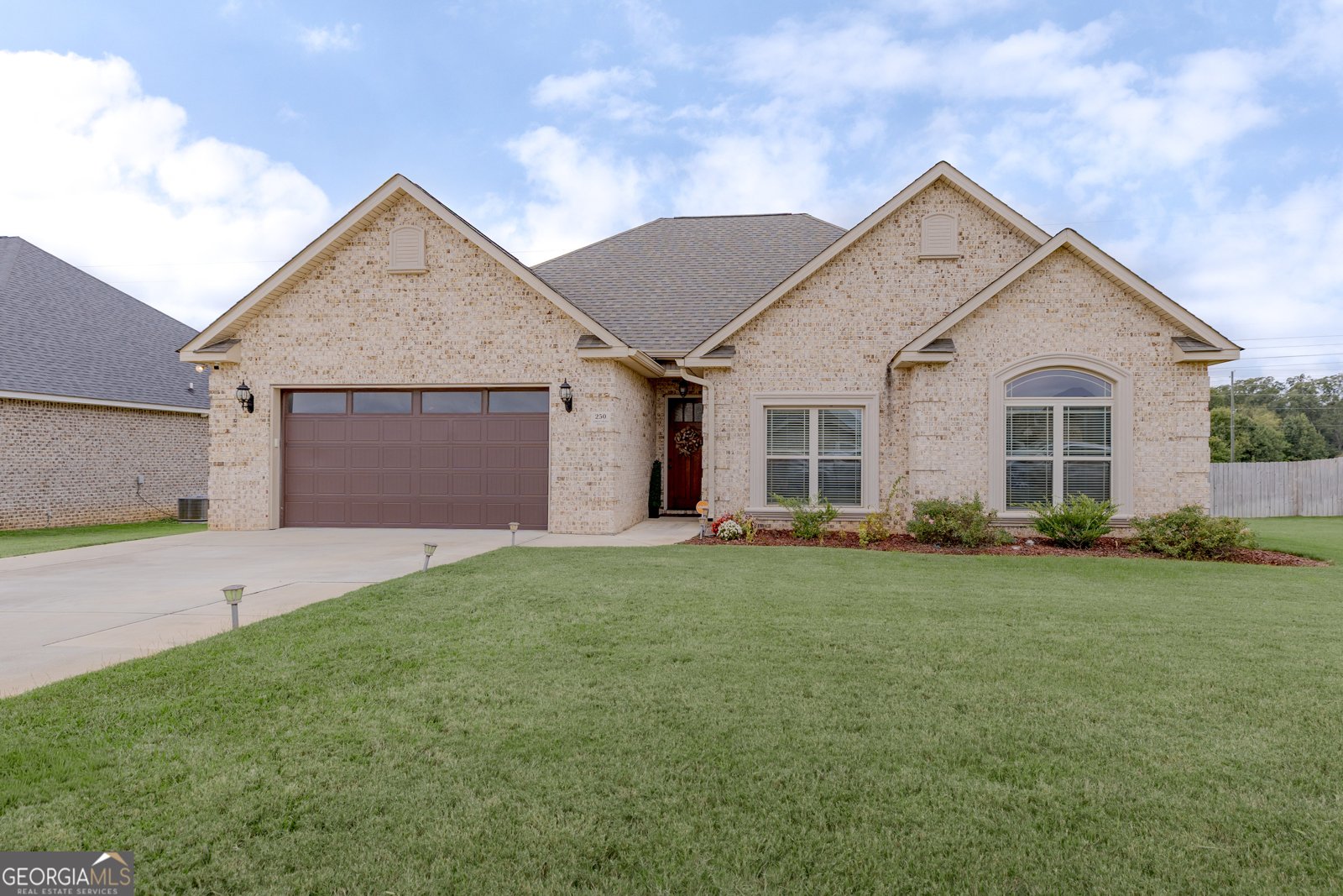 250 Ashley Nicole Avenue Bonaire - 2