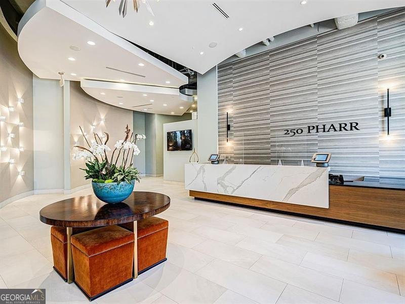 250 PHARR Road Atlanta - 18