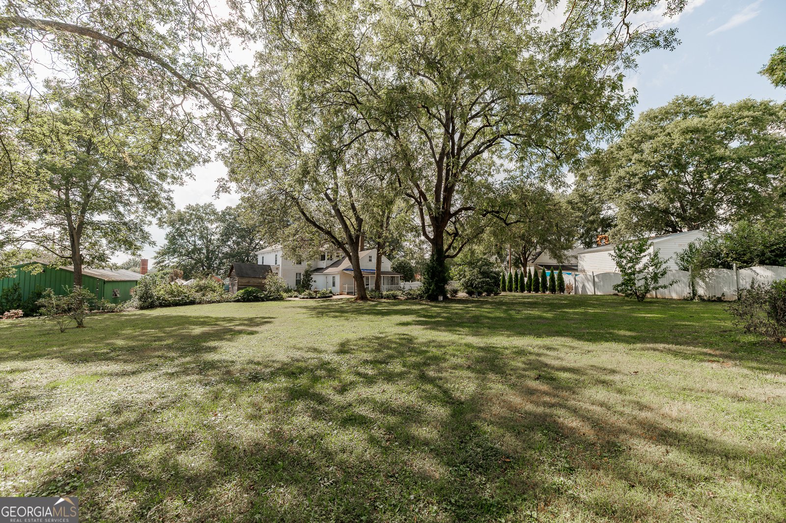 174 Cherry Street Commerce - 26