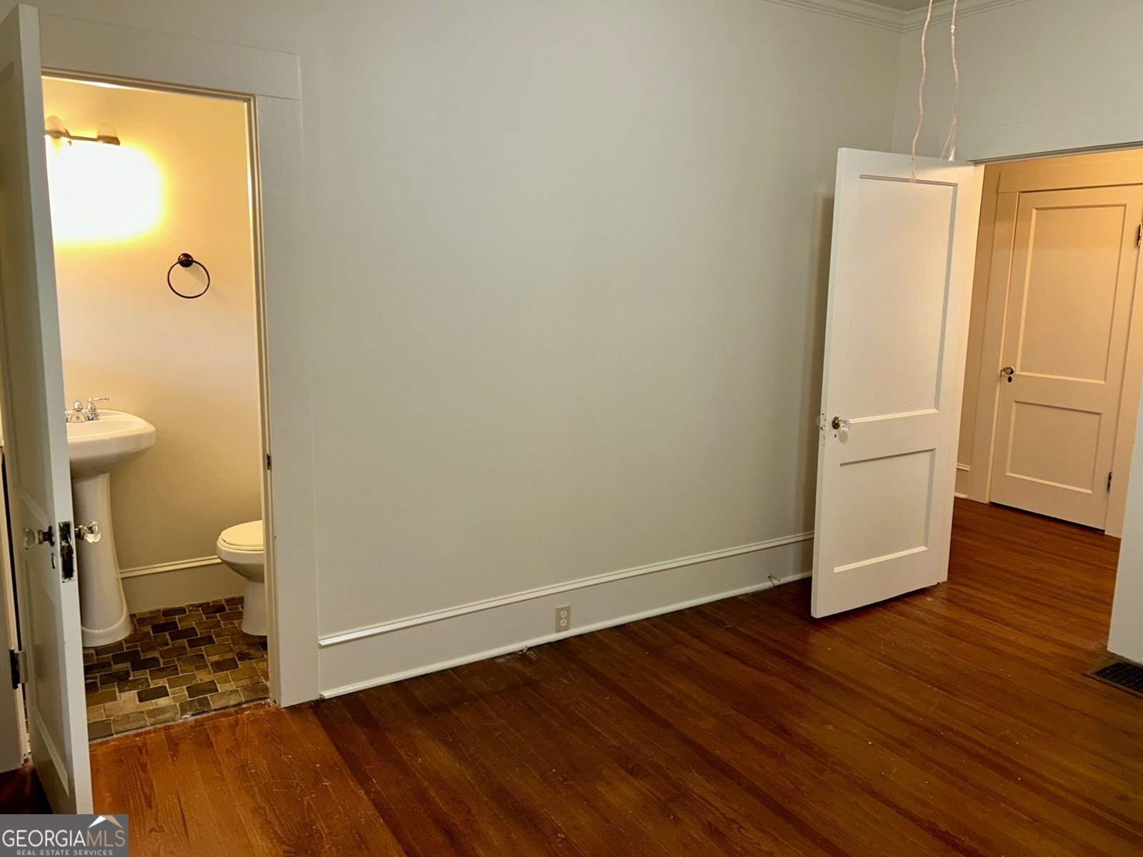 120 Tusten Street Elberton - 24