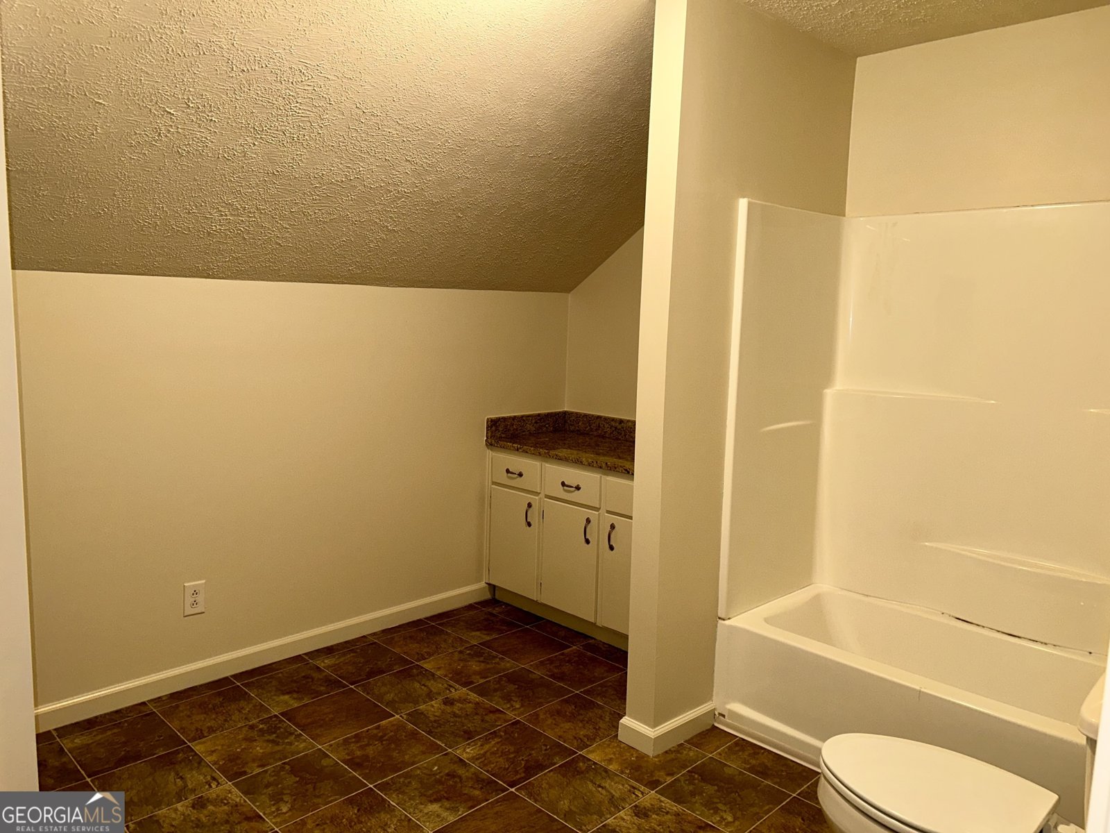 120 Tusten Street Elberton - 41