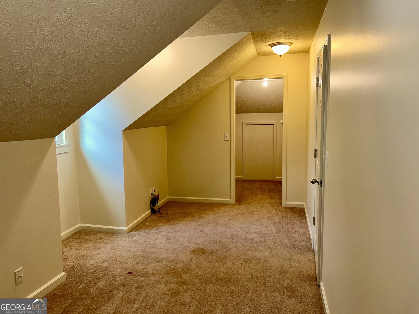 120 Tusten Street Elberton - 43