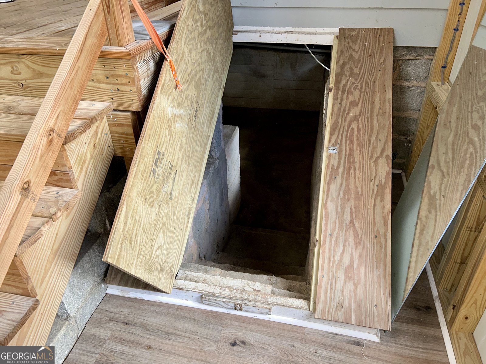 120 Tusten Street Elberton - 45