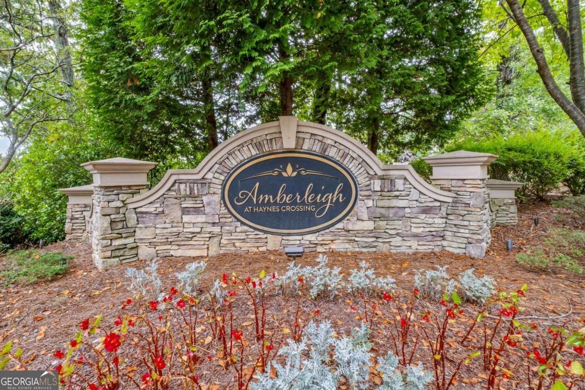 132 Amberleigh Drive White - 28